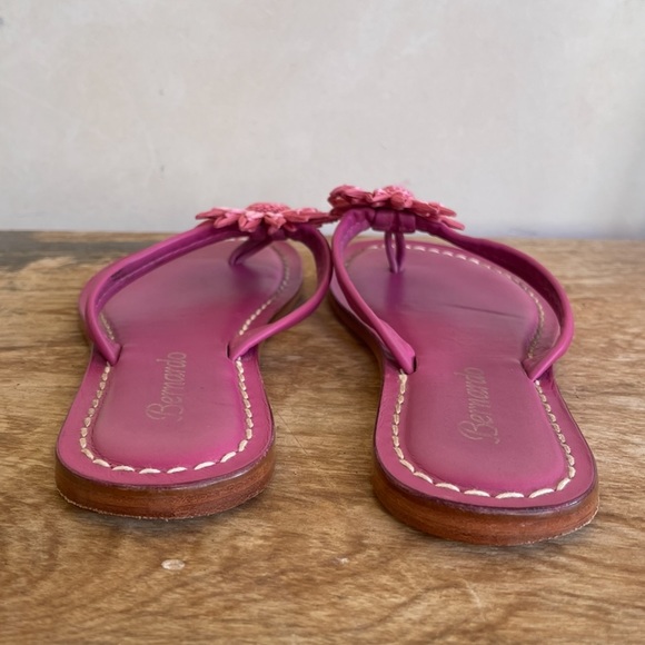 BERNARDO Pink Leather Flip Flop Sandals Hand Woven Raffia Flower 7M Spain Cute! - Picture 6 of 12